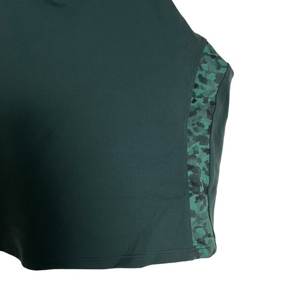 Athleta Conscious Crop Serene Green Camo Sports Bra D-DD Cup Size 1X - Picture 5 of 8